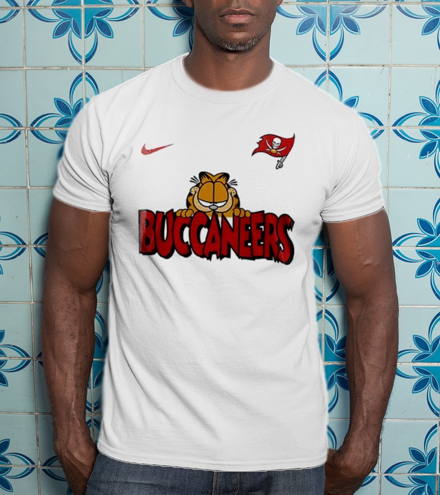 Nike Tampa Bay Buccaneers Garfield Football Fan Art NFL T-Shirt