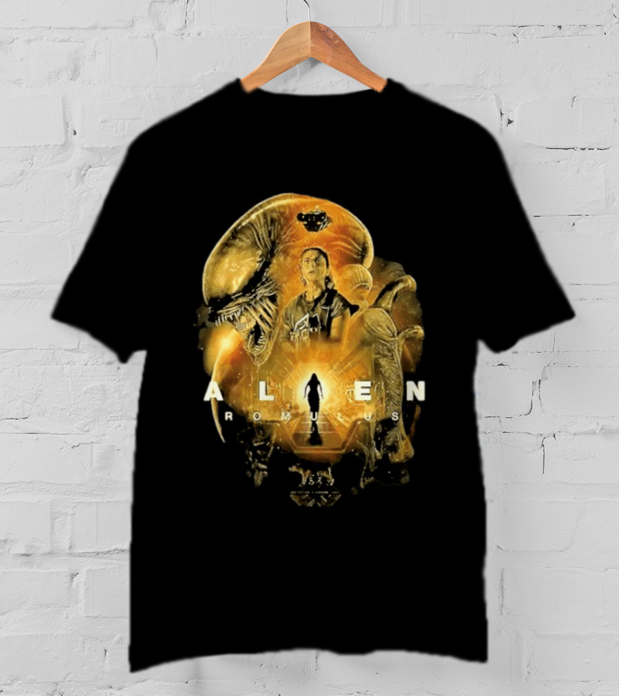 Alien Romulus Xenomorph Collage With Character And Spaceship T-Shirt