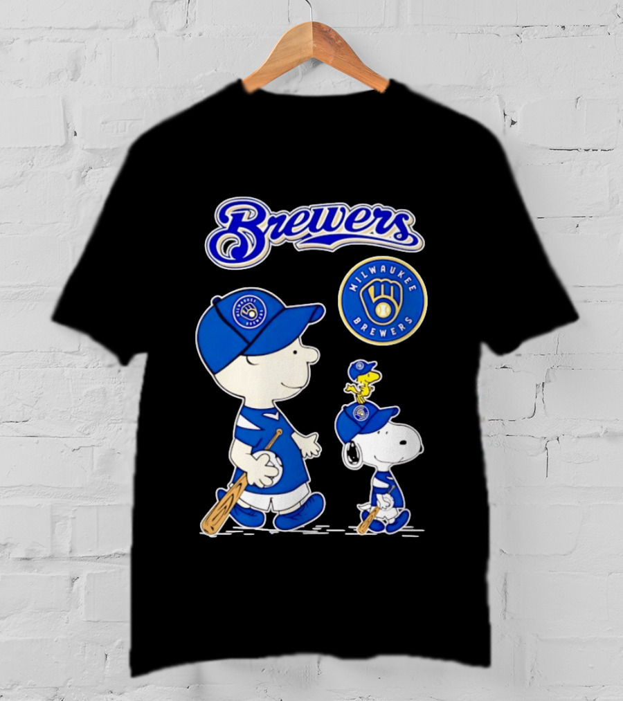 Brewers Charlie Brown Snoopy Woodstock Milwaukee Brewers T-Shirt