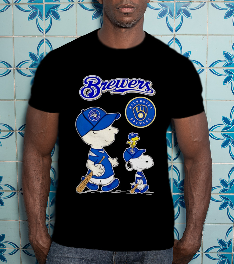Brewers Charlie Brown Snoopy Woodstock Milwaukee Brewers T-Shirt