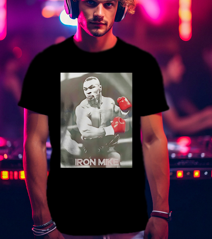 Boxing Legend Iron Mike Tyson Vintage Style Red Gloves T-Shirt