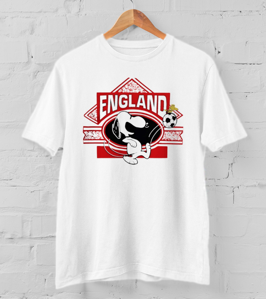 Snoopy Woodstock Peanuts England Soccer Football Collaboration T-Shirt