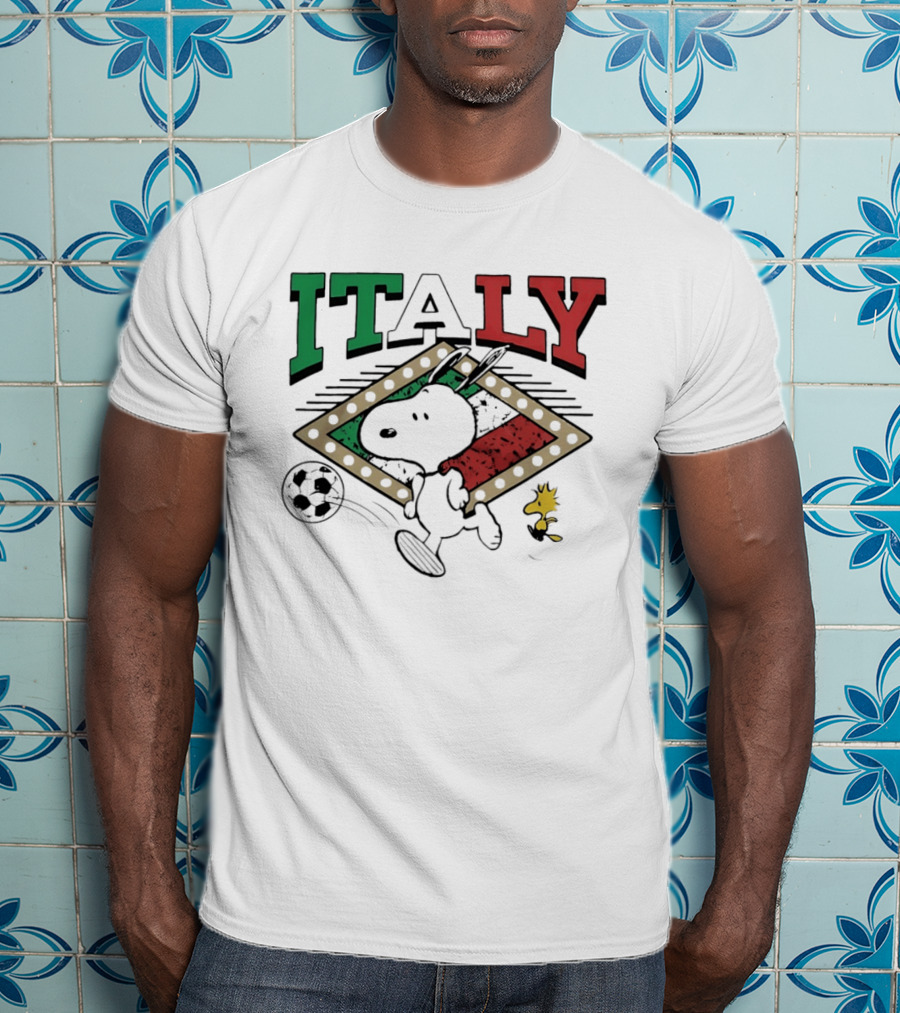 Italy Snoopy Woodstock Peanuts Soccer Team T-Shirt