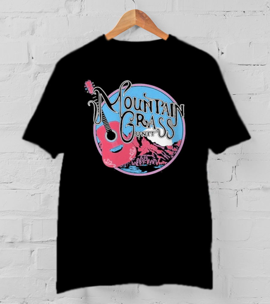 Mountain Grass Guitar Circle T-Shirt