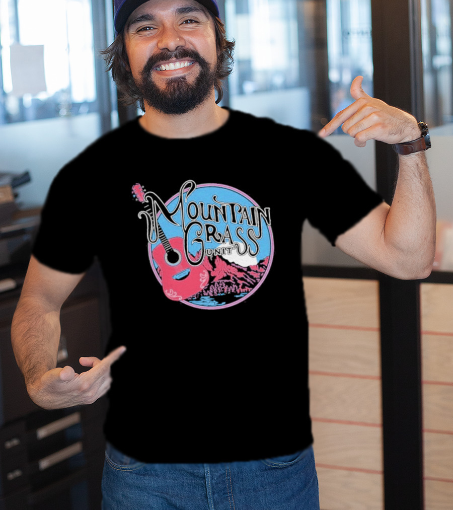 Mountain Grass Guitar Circle T-Shirt