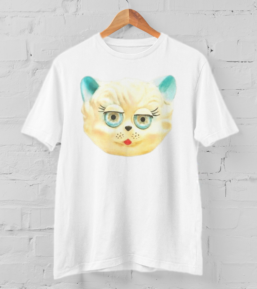 Carl Radke Valentino Le Chat De La Maison Vintage Cat Figurine T-Shirt