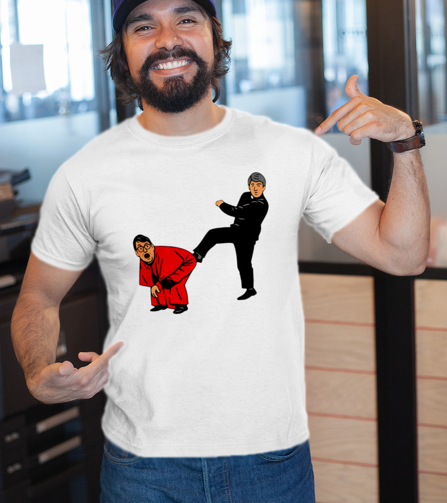 Kicking Random Man Up The Arse Funny Comic Scene T-Shirt