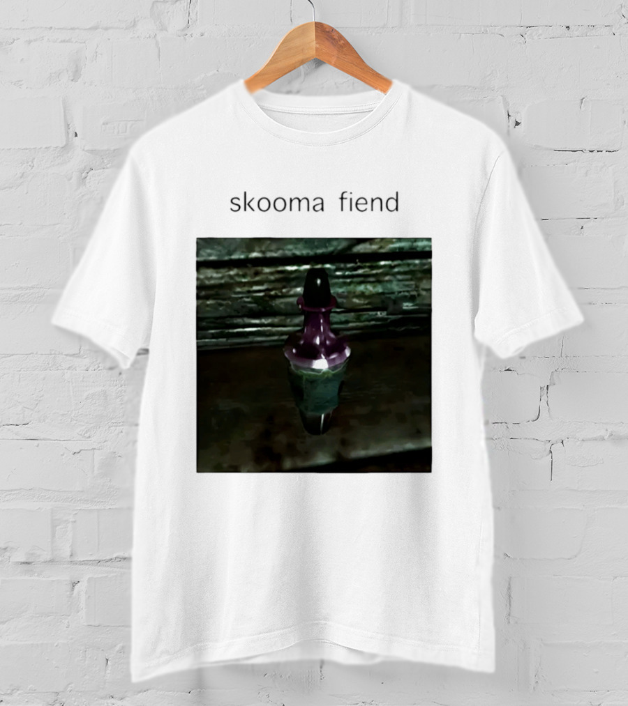 Skooma Fiend Skyrim Potion Character Reference T-Shirt