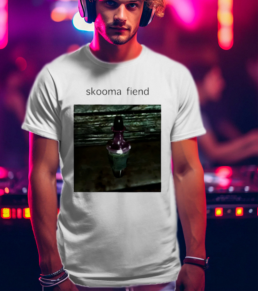 Skooma Fiend Skyrim Potion Character Reference T-Shirt