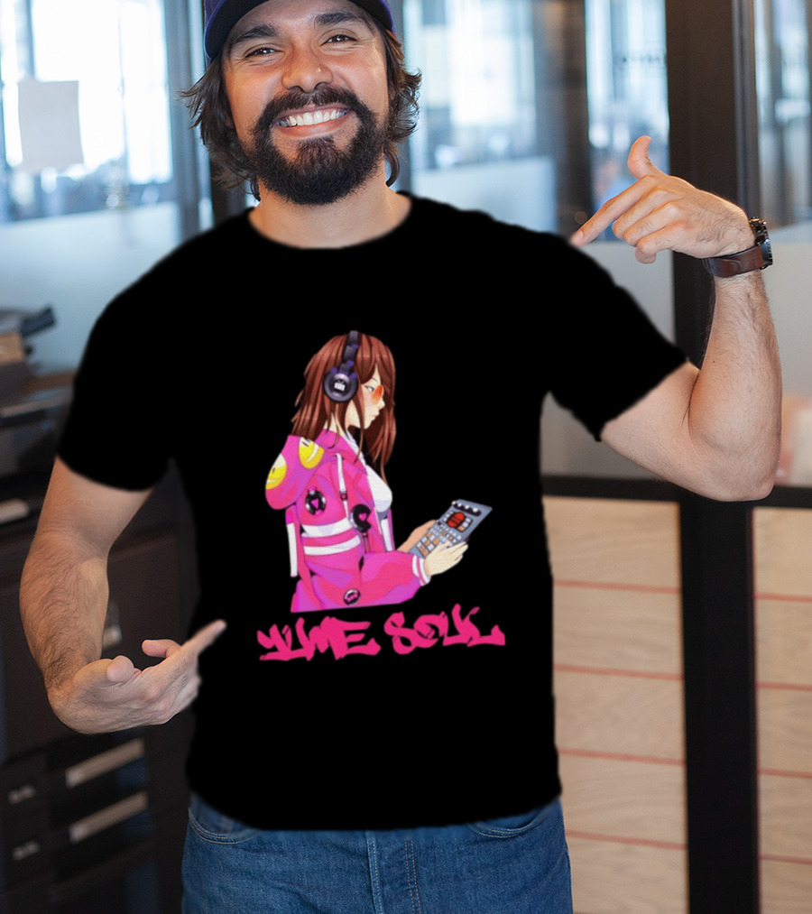 Yume Soul Anime Girl With Headphones And Game Controller T-Shirt