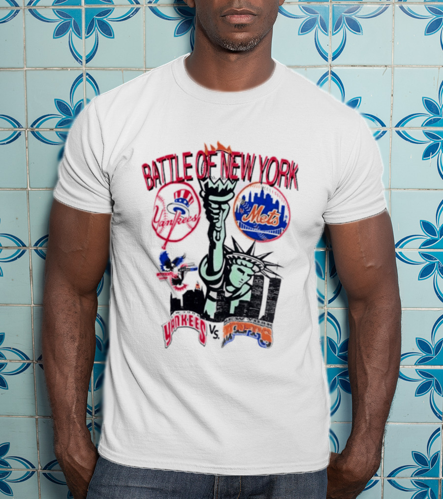 Yankees Mets Battle Of New York Statue Of Liberty T-Shirt