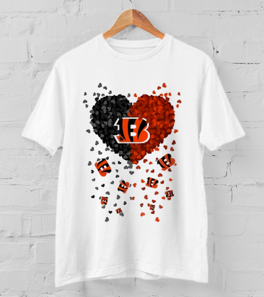 Cincinnati Bengals Heart 2026 Football Fan Love Collection T-Shirt