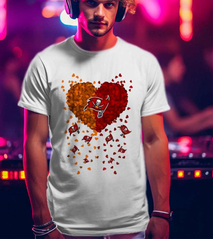 Heart Tampa Bay Buccaneers Football 2026 Iconic Team Spirit T-Shirt