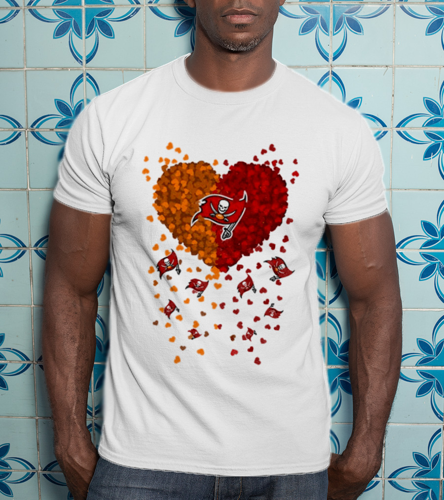 Heart Tampa Bay Buccaneers Football 2026 Iconic Team Spirit T-Shirt