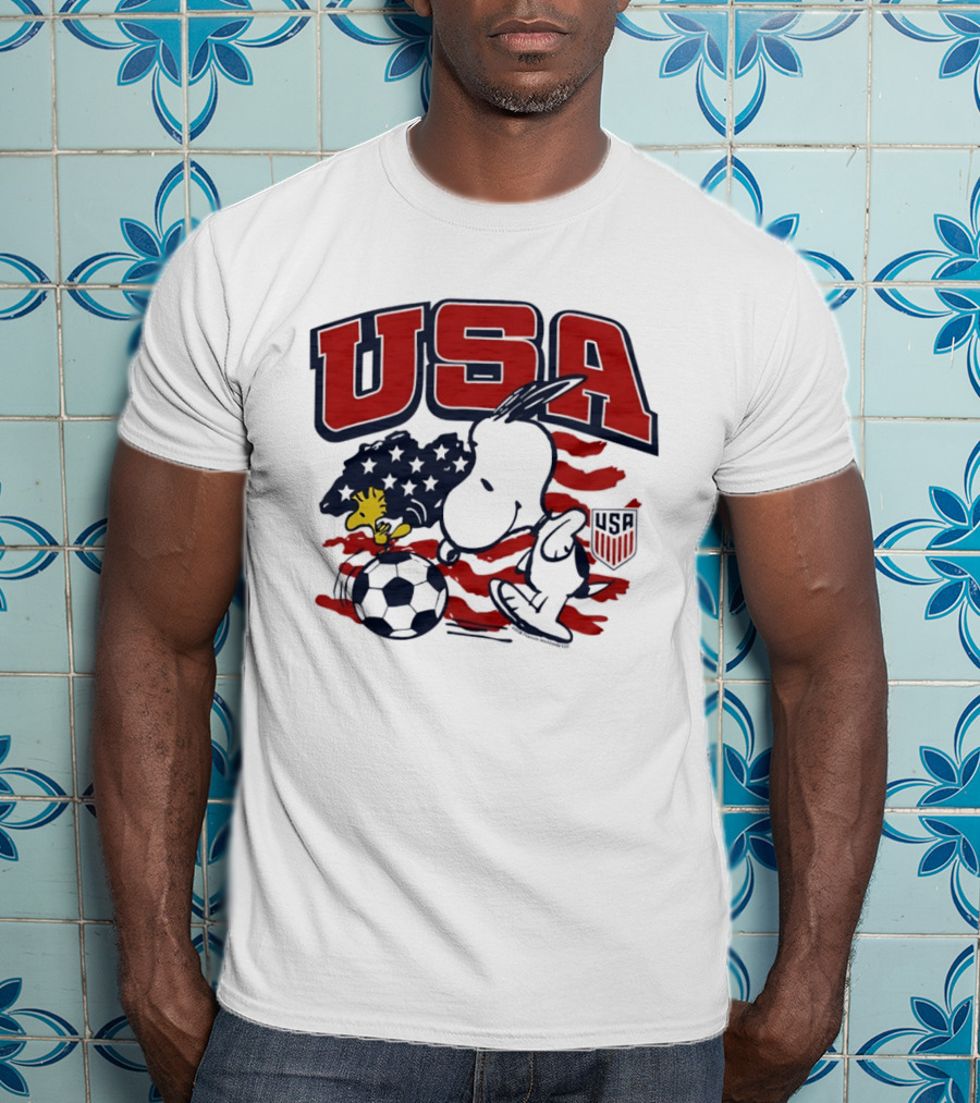 USA Soccer Snoopy And Woodstock Peanuts Characters With American Flag T-Shirt