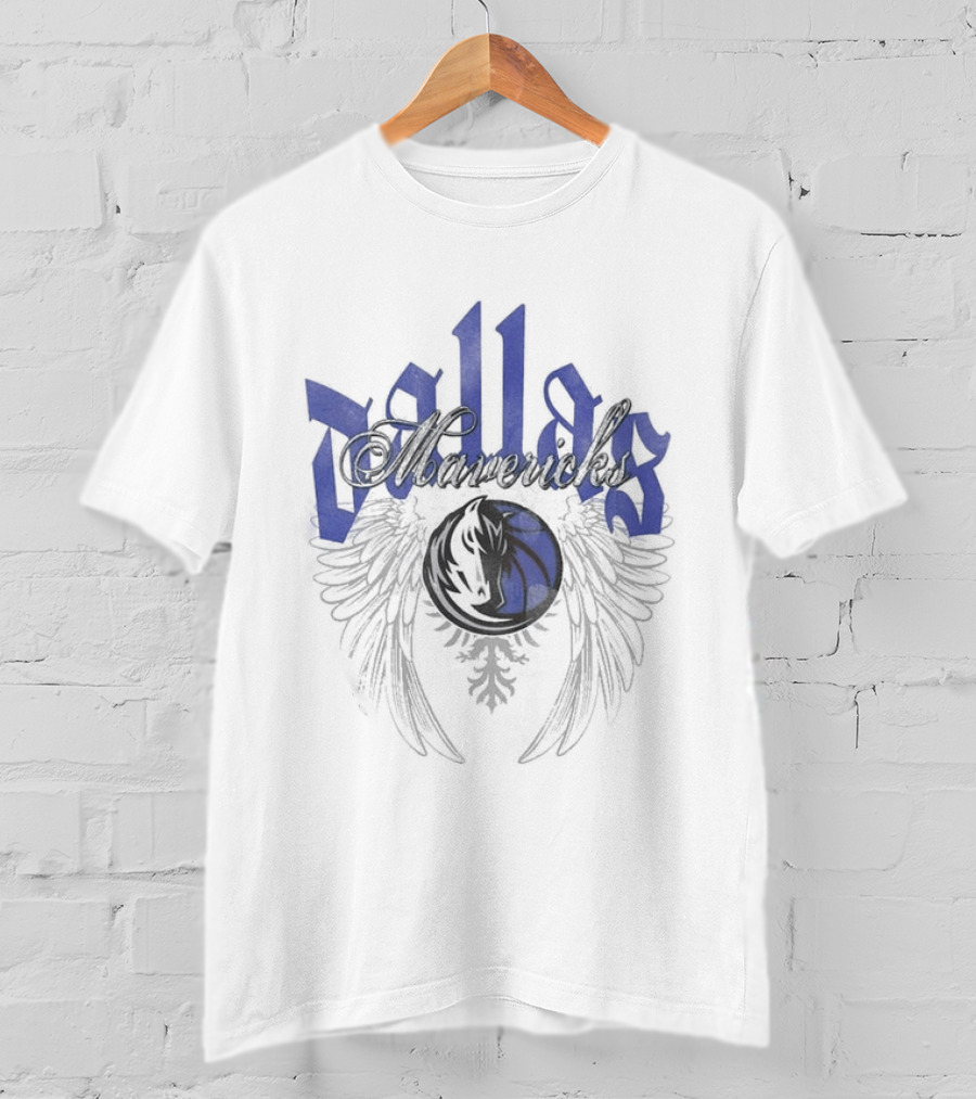 Dallas Mavericks Mitchell & Ness Old English Blue Wings T-Shirt