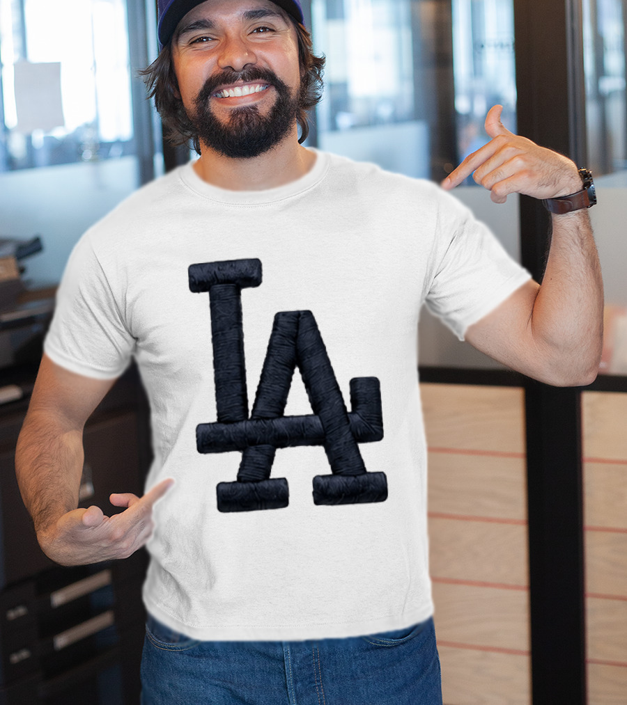 Bruce Dern LA Yarn Hat T-Shirt