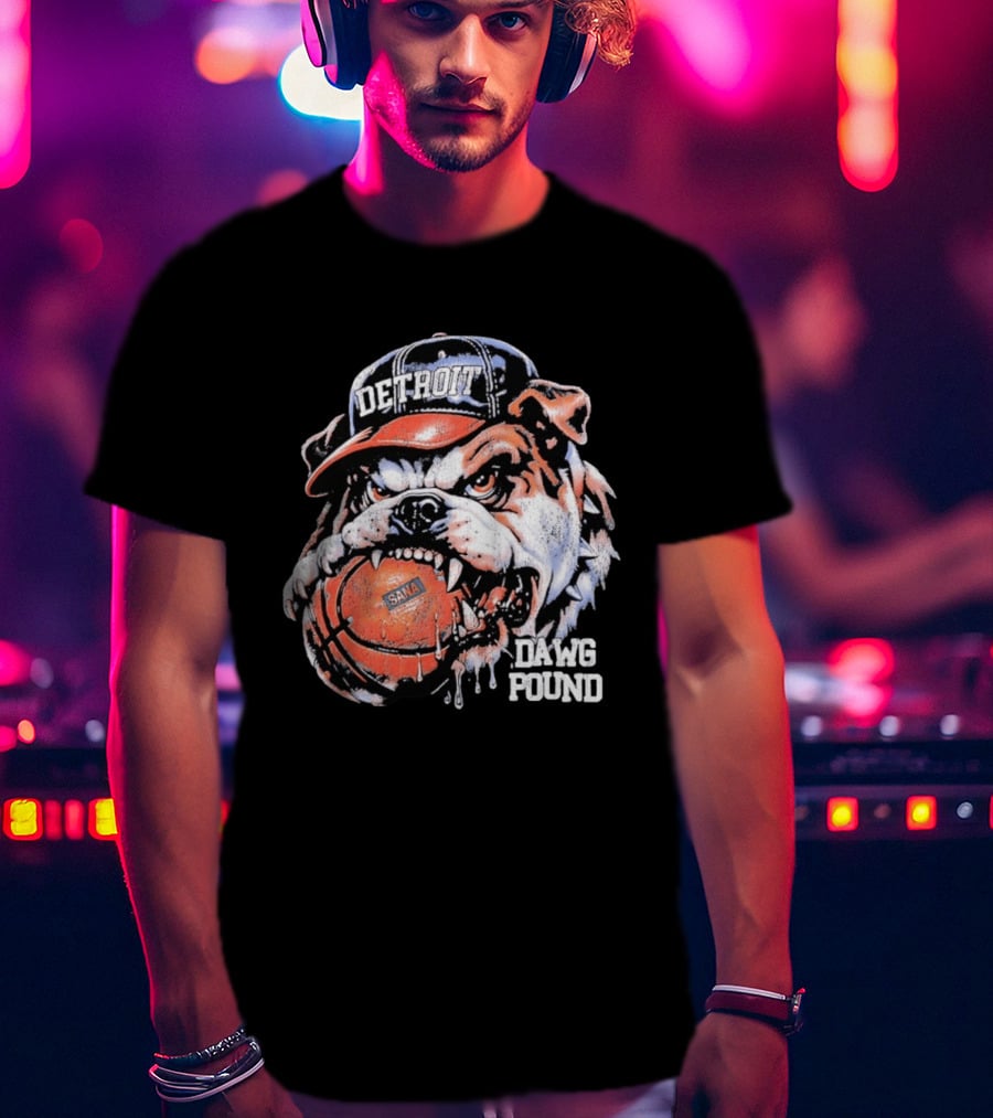 Detroit Bulldog Holding Basketball Dawg Pound T-Shirt