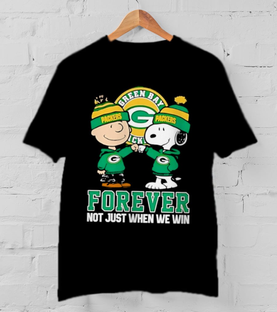 Peanuts Charlie Brown Snoopy Green Bay Packers Forever Not Just When We Win T-Shirt