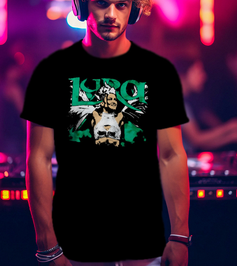 Lyra Valkyria WWE Wrestling White Outfit Green Accents T-Shirt