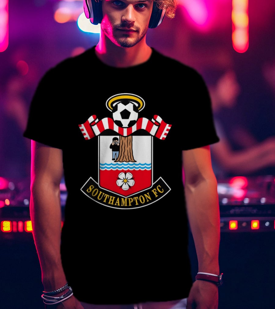 Southampton FC Crest Meme Tree Photographer Football T-Shirt