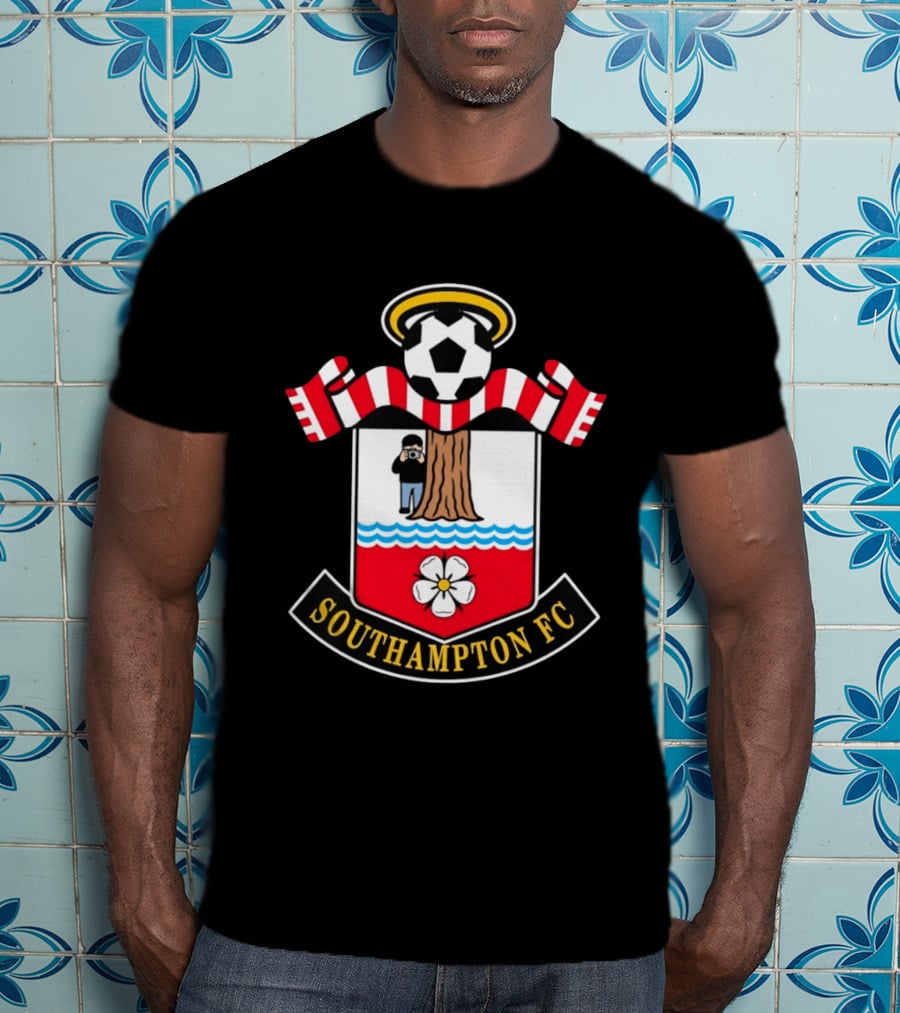 Southampton FC Crest Meme Tree Photographer Football T-Shirt