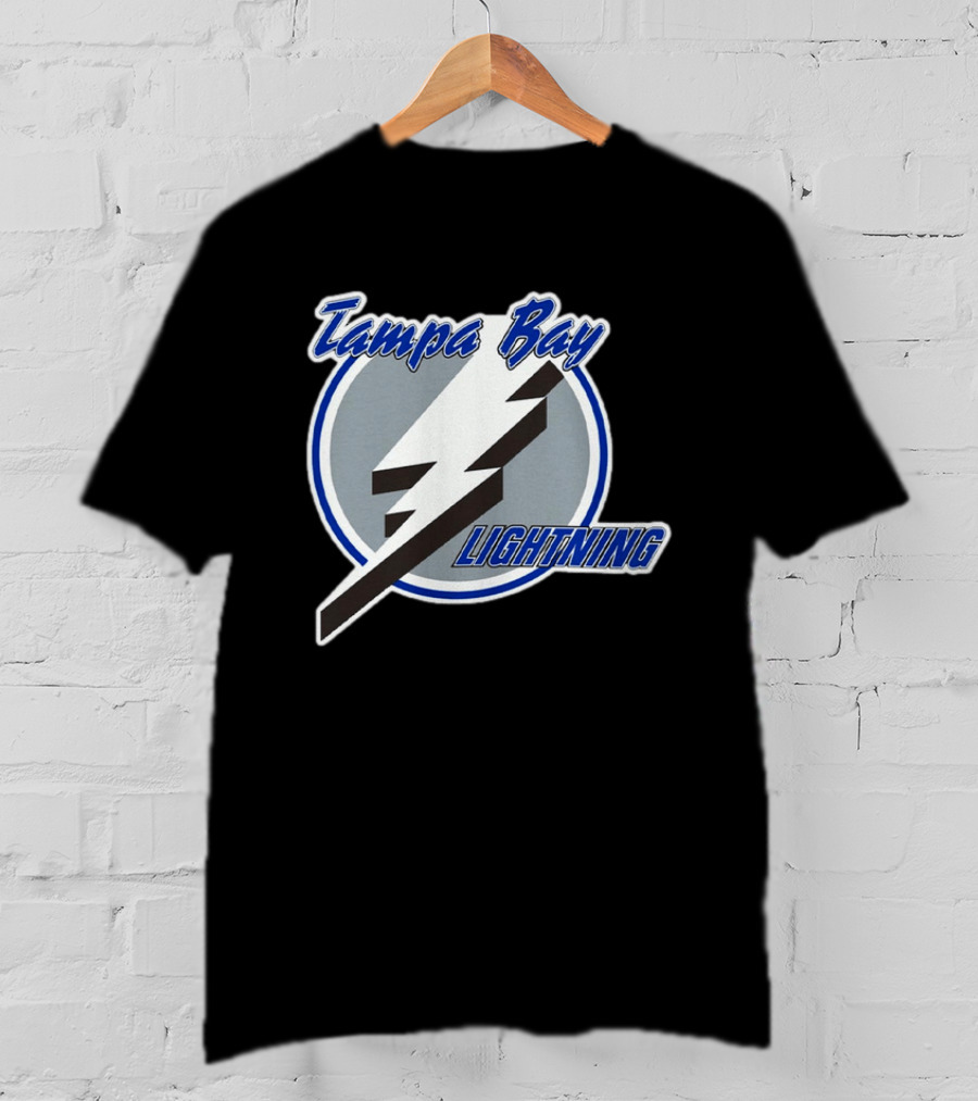 Tampa Bay Lightning 90s Vintage Style Retro Classic NHL Team T-Shirt