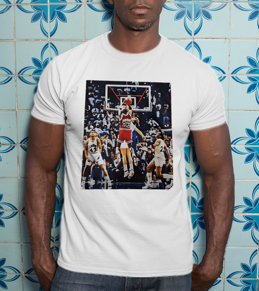 Michael Jordan 23 Chicago Bulls Iconic Basketball Moment T-Shirt