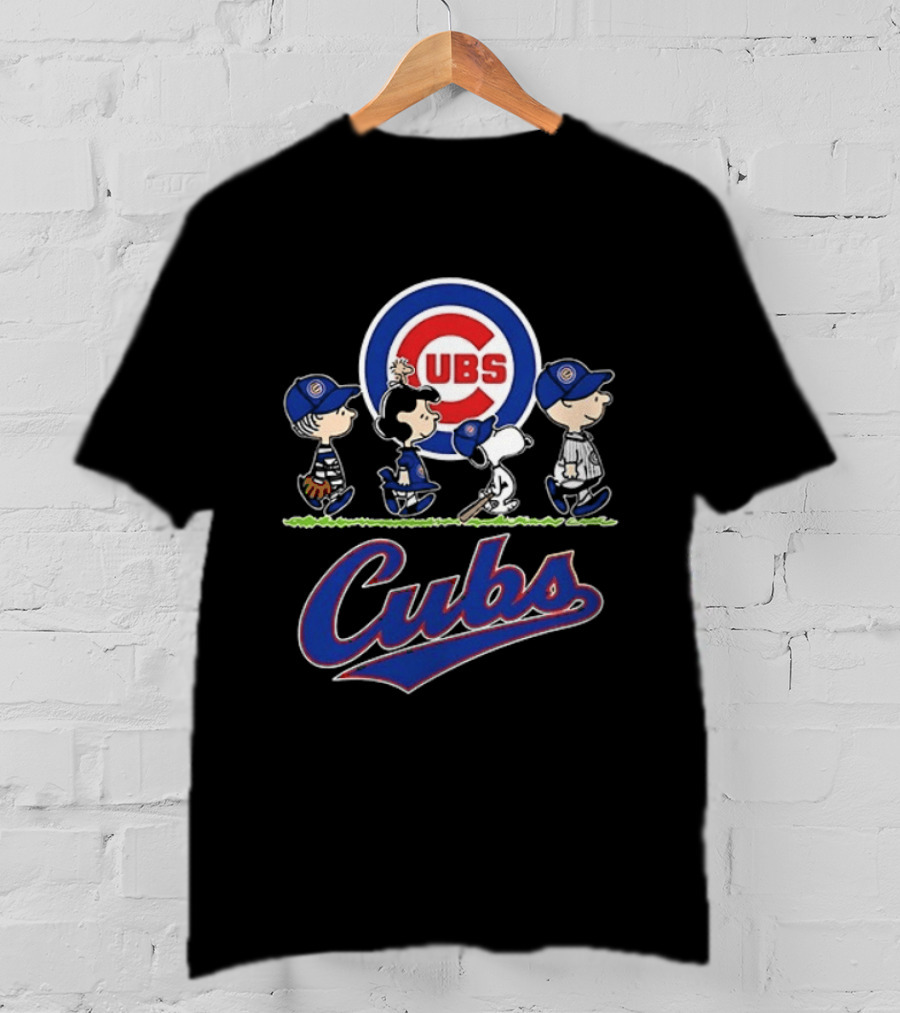 Snoopy Charlie Brown Linus Lucy Chicago Cubs 2026 T-Shirt