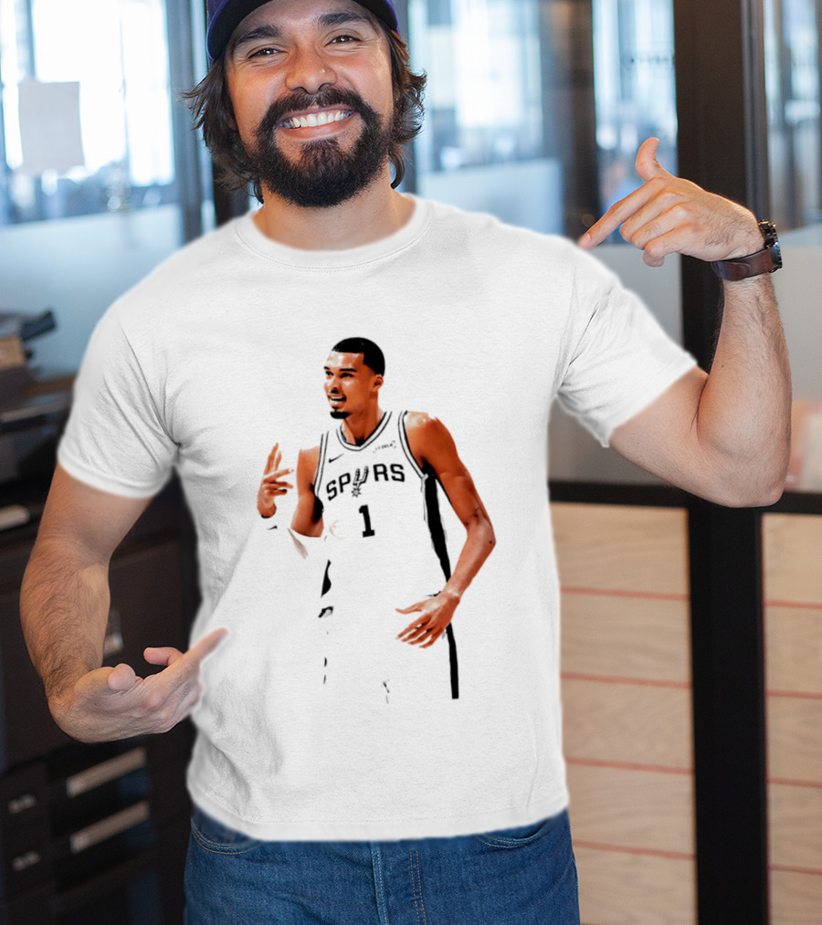 Victor Wembanyama Spurs Number 1 Rock Hand Gesture T-Shirt
