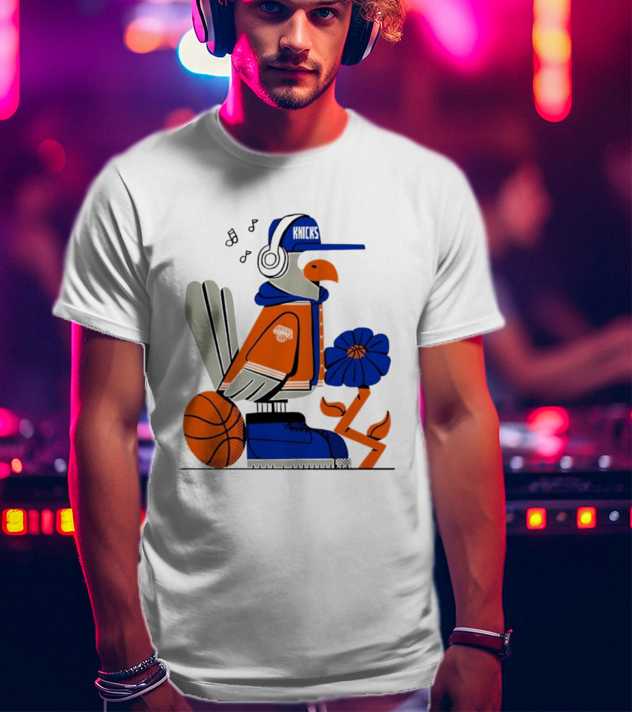 New York Knicks Go Go Go Bird With Cap And Basketball T-Shirt