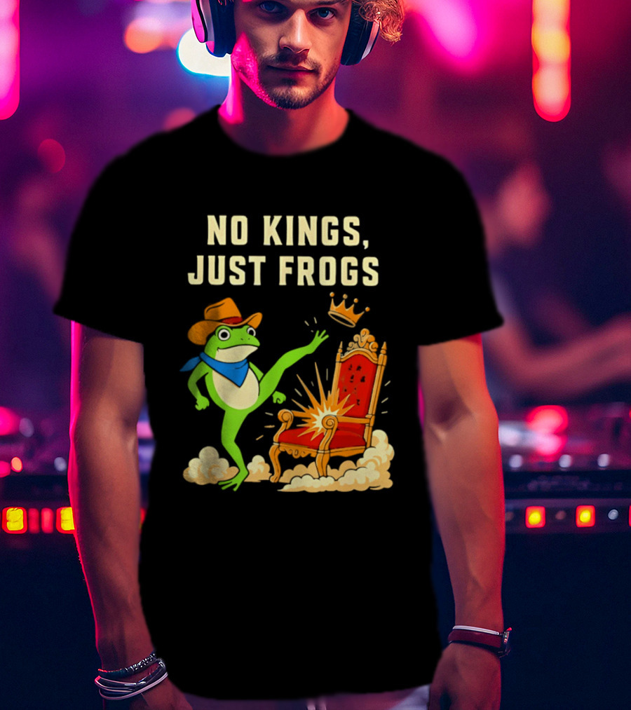 No Kings Just Frogs Portland Cowboy Frog Kicking Crown From Throne T-Shirt