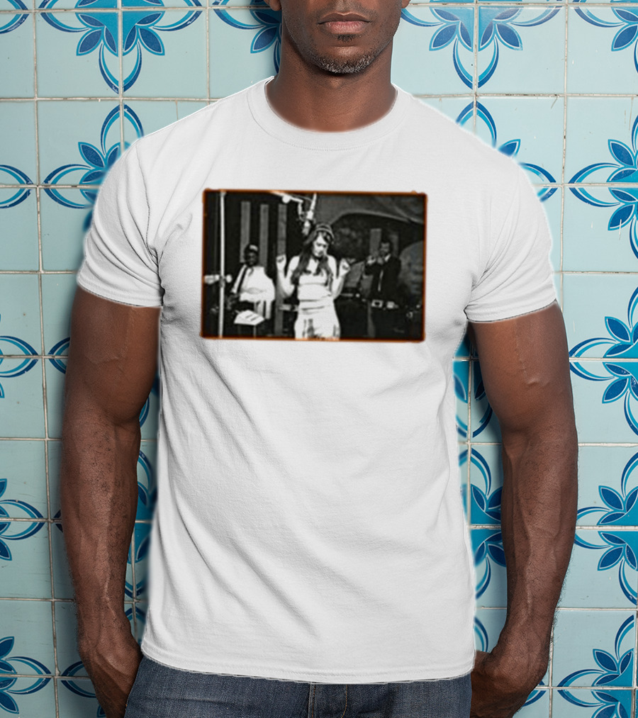 Sienna Spiro Visitor Studio Retro Black And White Music Scene T-Shirt