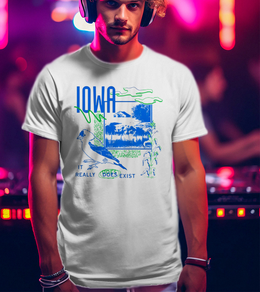 Iowa It Really Does Exist 90s Style Scenic Landscape Bird And Cornfield T-Shirt