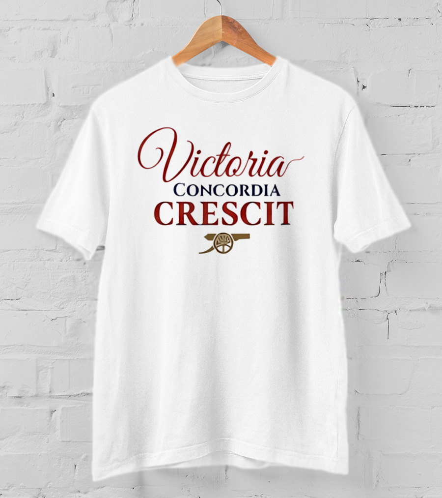 Victoria Concordia Crescit Arsenal FC Triumph Motto T-Shirt
