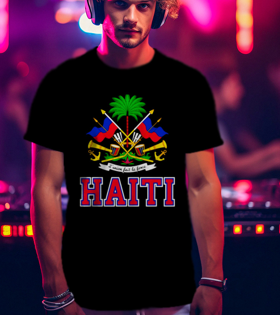 Haiti Coat Of Arms Flag Celebration Haitian Flag Day Independence T-Shirt