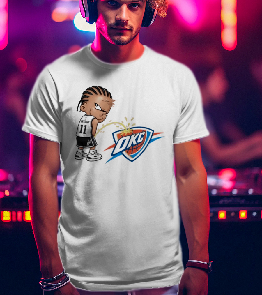 San Antonio Spurs Carter Bryant Peeing On OKC Thunder Caricature T-Shirt