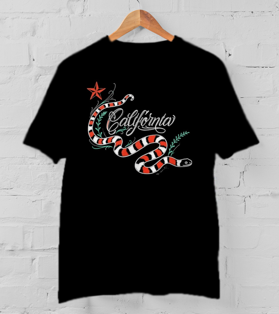 California King Snake Red Star Serpent T-Shirt