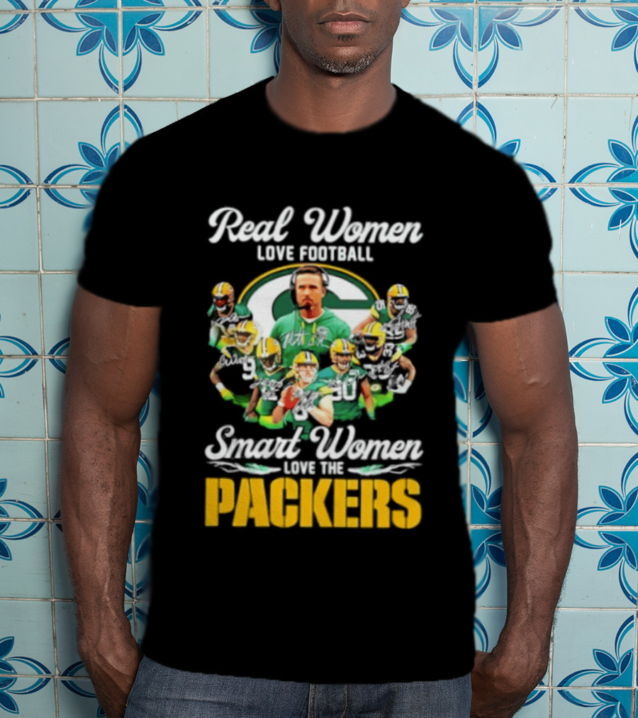 Real Women Love Football Smart Women Love The Packers T-Shirt