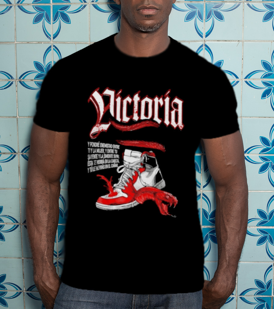 Victoria Y Pondré Enemistad Entre Ti Y La Mujer Simiente Suya Sneaker Serpent T-Shirt