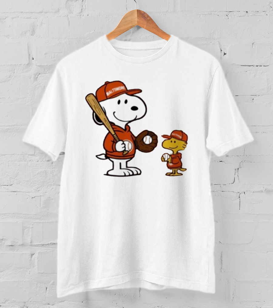 Snoopy Woodstock Baseball Baltimore Orioles Fan Gear T-Shirt