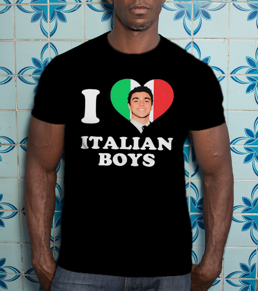 I Love Italian Boys Luigi Mangione Heart Flag T-Shirt