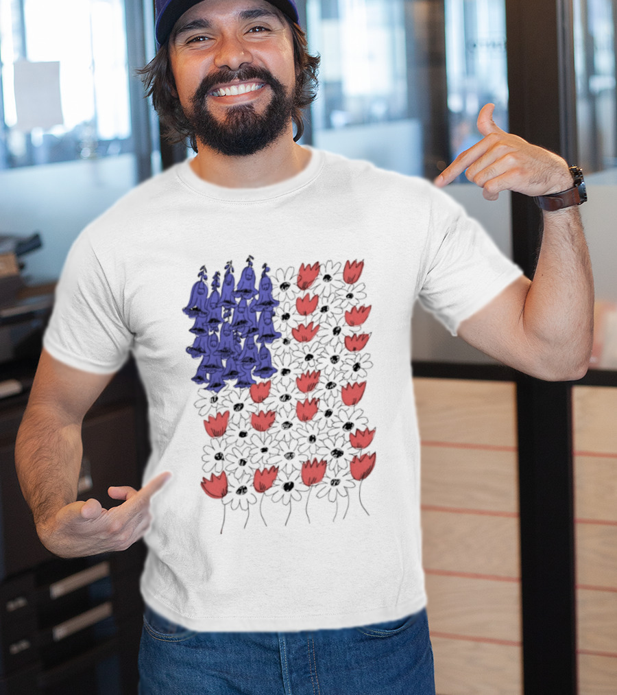 Fourth Of July Foxglove Daisy Tulip Subtle F Trump USA 250 Birthday T-Shirt