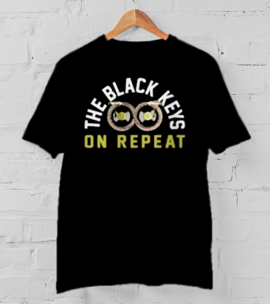 The Black Keys On Repeat Tour 2023 Snake Vinyl Record Infinity T-Shirt