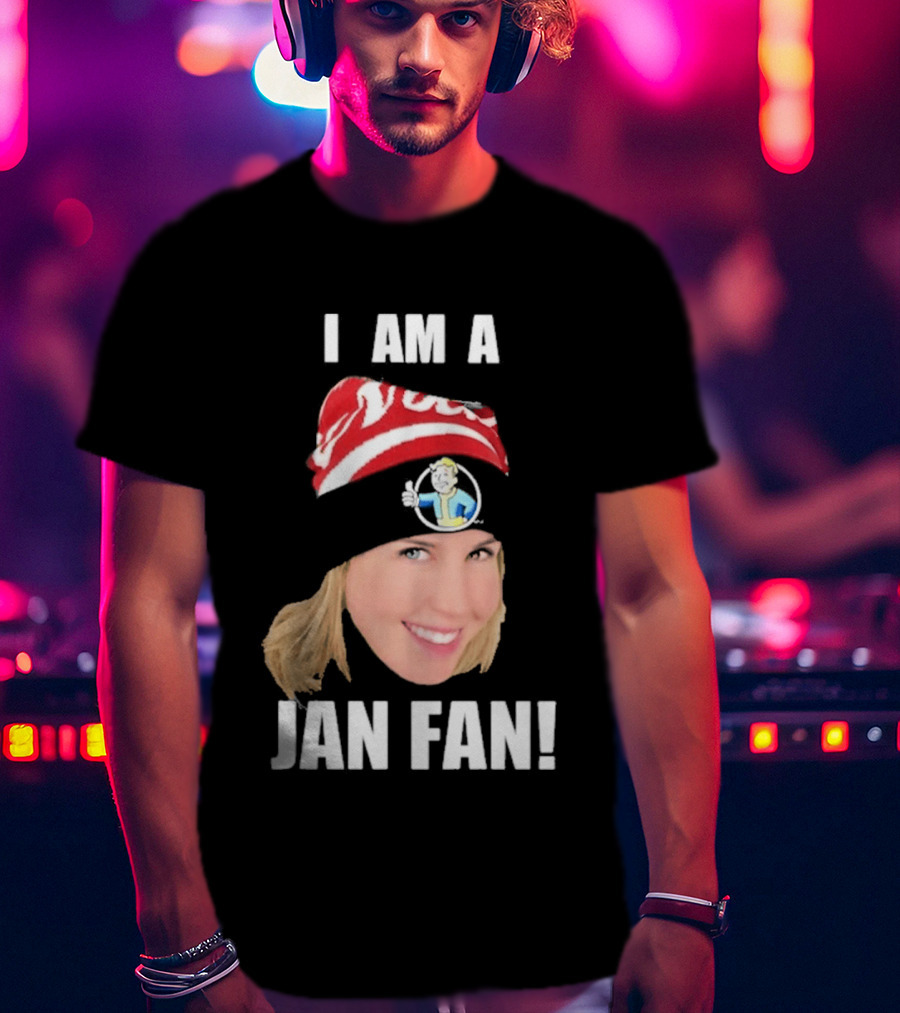 I Am A Jan Fan Face With Red Hat And Iconic Game T-Shirt