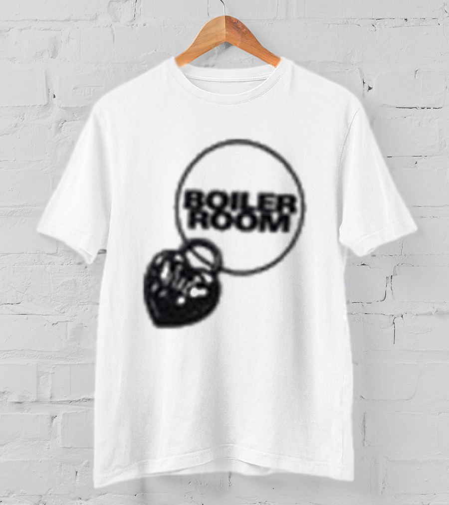 Paris Lovers Boiler Room Heart Lock T-Shirt