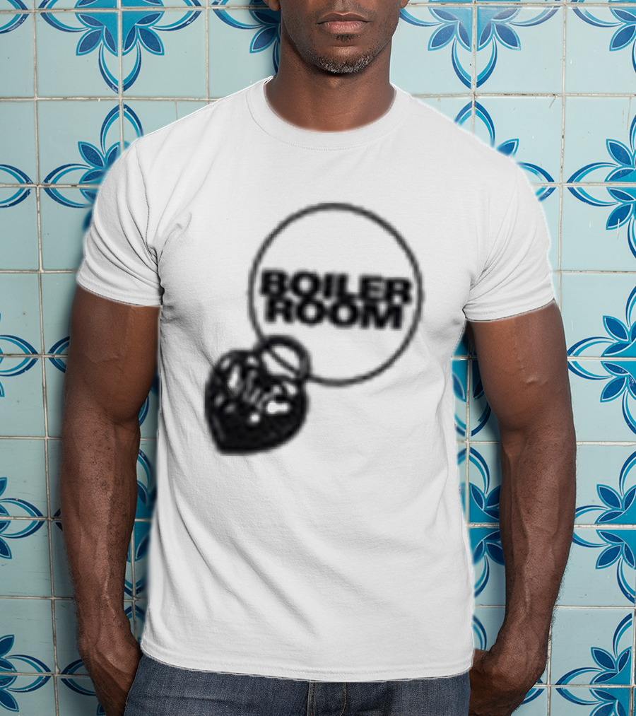 Paris Lovers Boiler Room Heart Lock T-Shirt