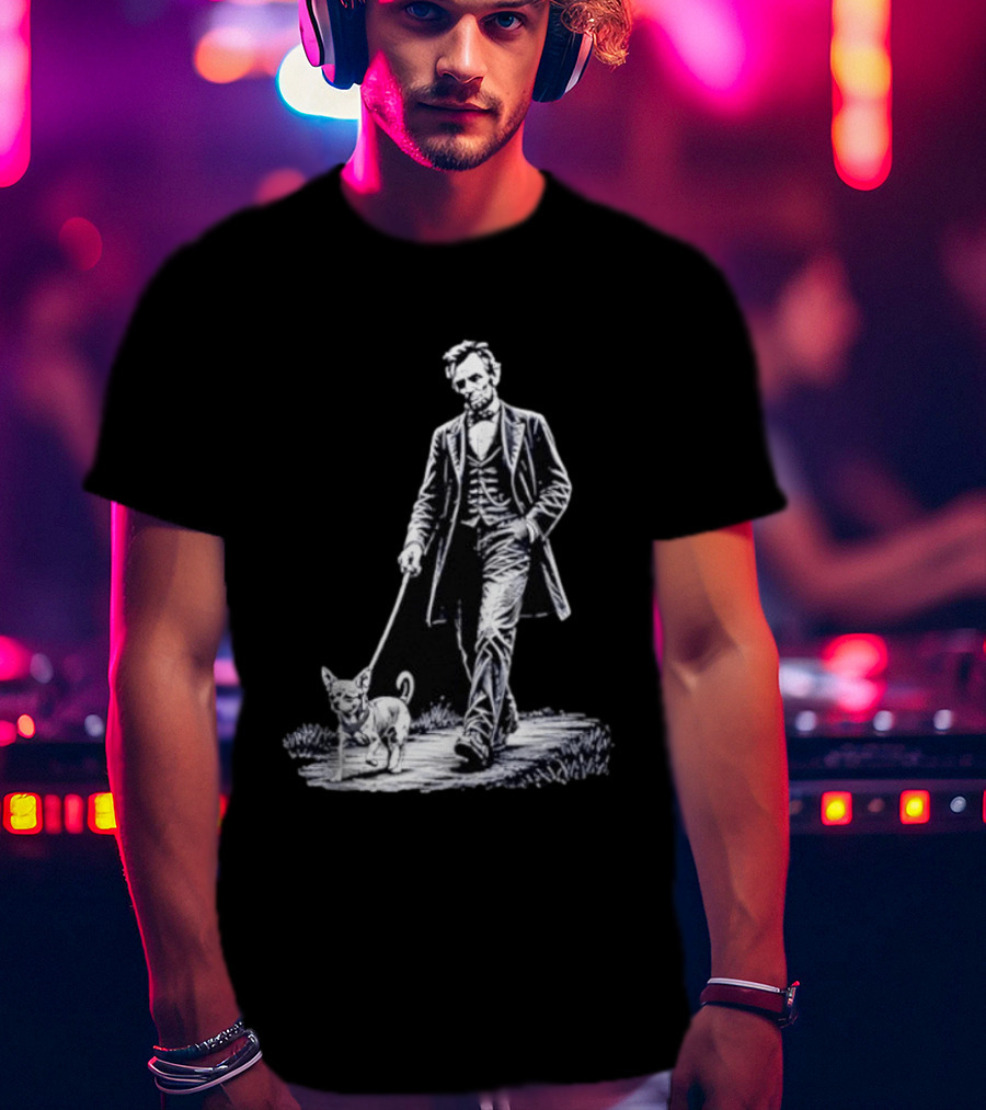 Abraham Lincoln Walking Chihuahua For USA 250th Anniversary Celebration T-Shirt