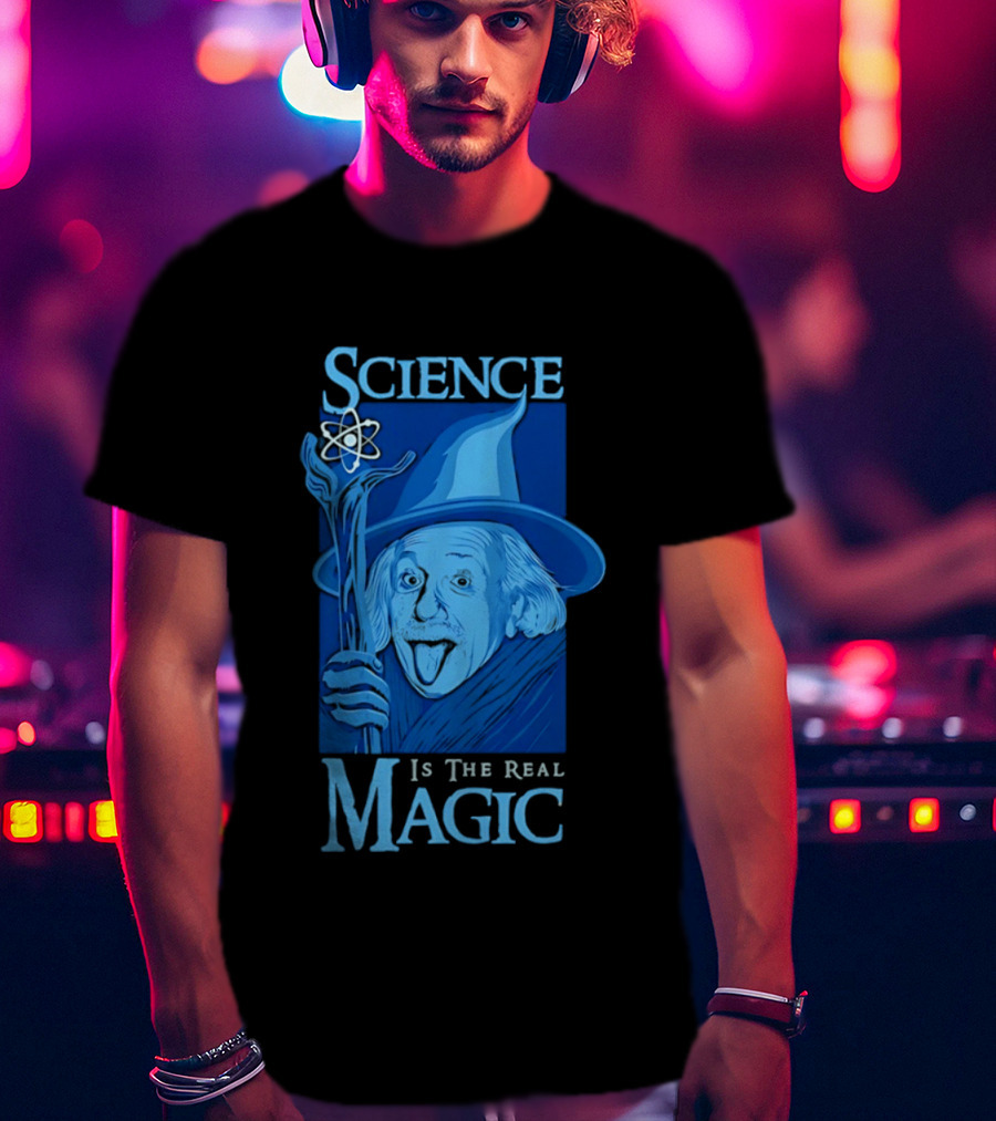 Science Is The Real Magic Einstein Wizard Motif T-Shirt