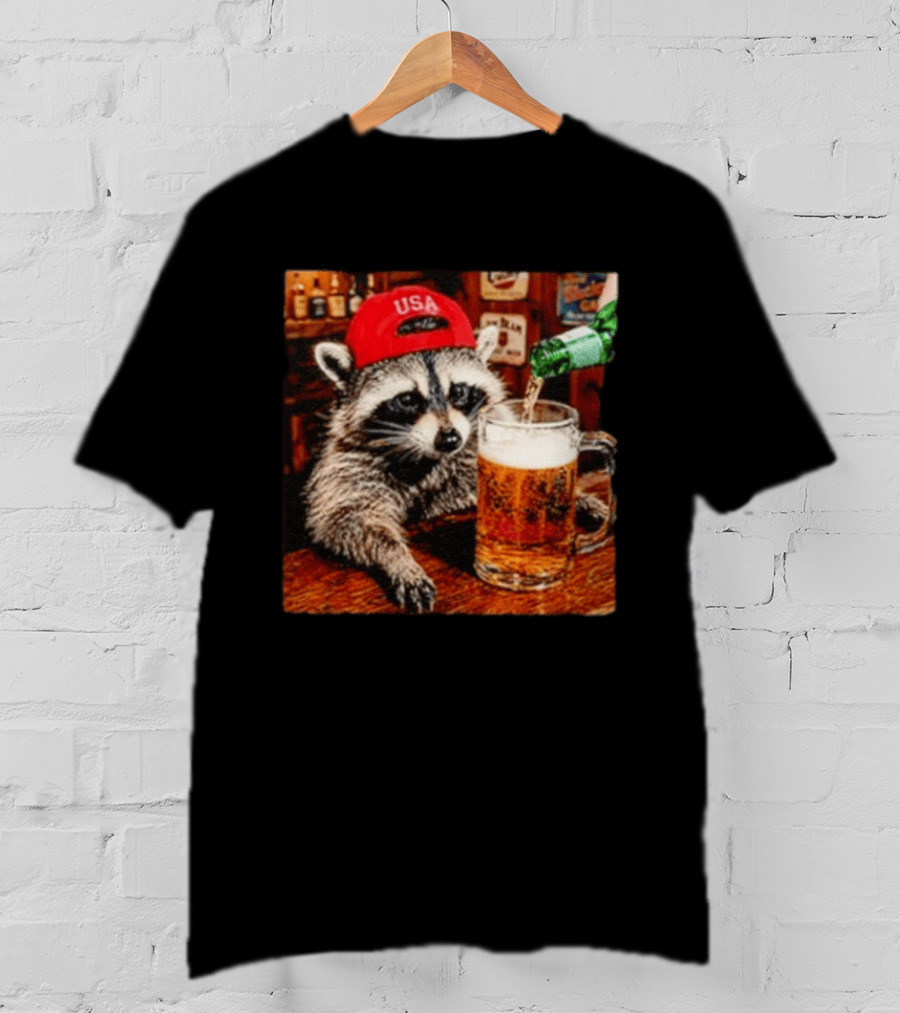 Patriotic Raccoon USA Hat Drinking Beer In Bar Scene T-Shirt